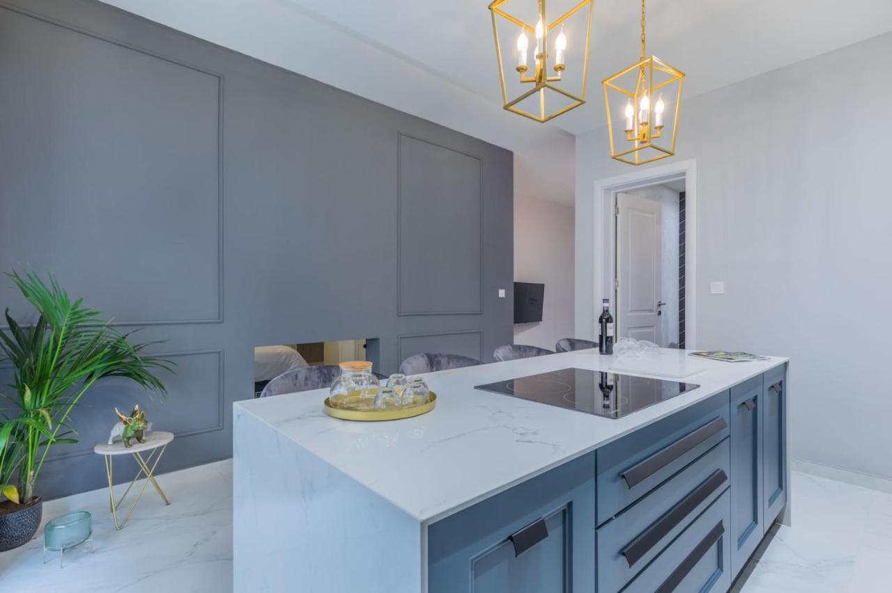 New & Unique Apartment - A 5 Minutes Ferry To Capital City Of Valletta Senglea Bagian luar foto