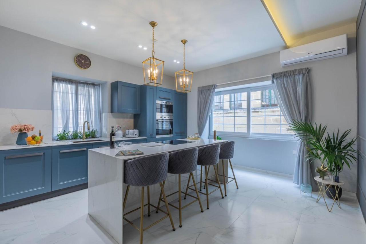 New & Unique Apartment - A 5 Minutes Ferry To Capital City Of Valletta Senglea Bagian luar foto